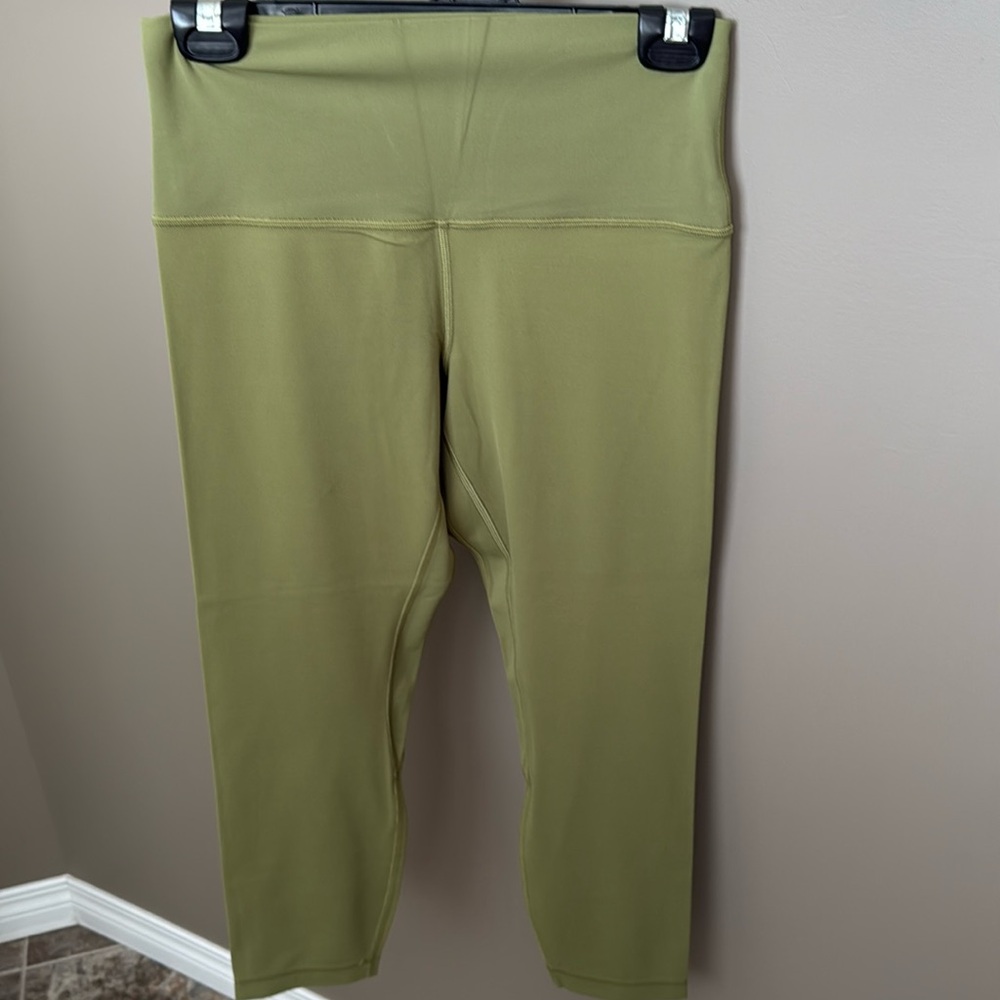 Lululemon Align Crop 23” Size 8 Bronze Green